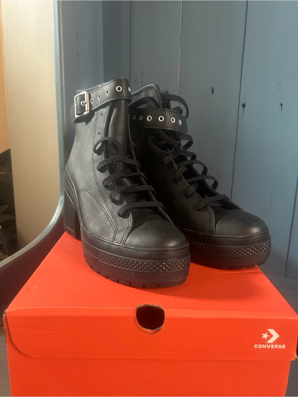 Converse Black Leather Platform Lace-Up Ankle Boots with Buckle | Size 10 NIB
